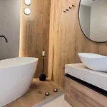 Urban Global - 13th Floor No 24 - Free Garage - Luxury *
