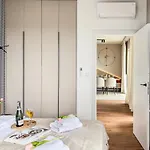 Urban Global - 13th Floor No 24 - Free Garage - Luxury カトヴィツェ