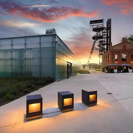 Апартаменты Urban Global Premium 13th Floor No 24 Free Garage Self Check-in, No Deposit *