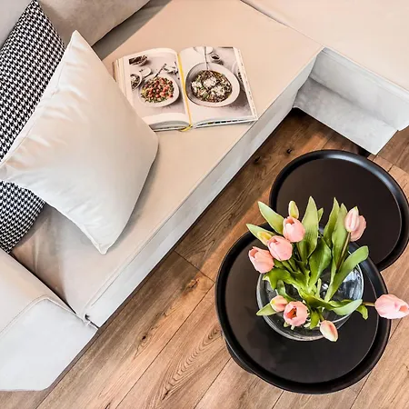 Apartment Urban Global - 13th Floor No 24 - Air Condition - Balcony - Free Garage - Luxury Katowice