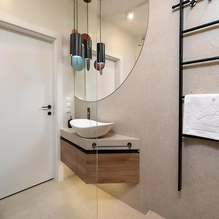 Urban Global - 13th Floor No 24 - Air Condition - Balcony - Free Garage - Luxury Apartment *