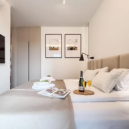 Apartmán Urban Global Premium 13th Floor No 24 Free Garage Self Check-in, No Deposit *