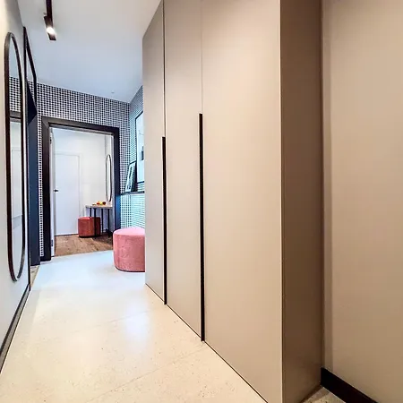 Apartment Urban Global - 13th Floor No 24 - Air Condition - Balcony - Free Garage - Luxury