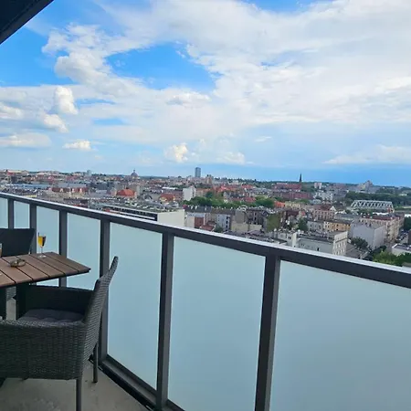 Apartment Urban Global - 13th Floor No 24 - Air Condition - Balcony - Free Garage - Luxury