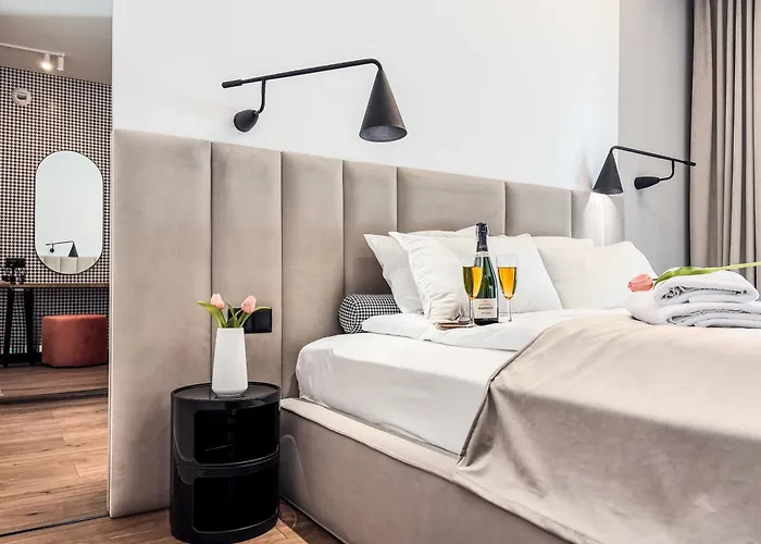 דירה Urban Global Premium 13th Floor No 24 Free Garage Self Check-in, No Deposit *