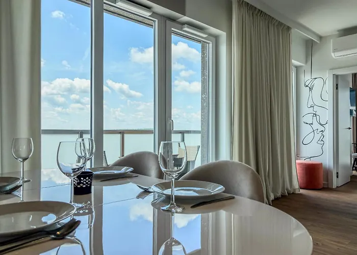 דירה Urban Global Premium 13th Floor No 24 Free Garage Self Check-in, No Deposit *