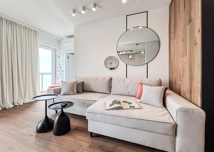 Urban Global Premium 13th Floor No 24 Free Garage Self Check-in, No Deposit דירה